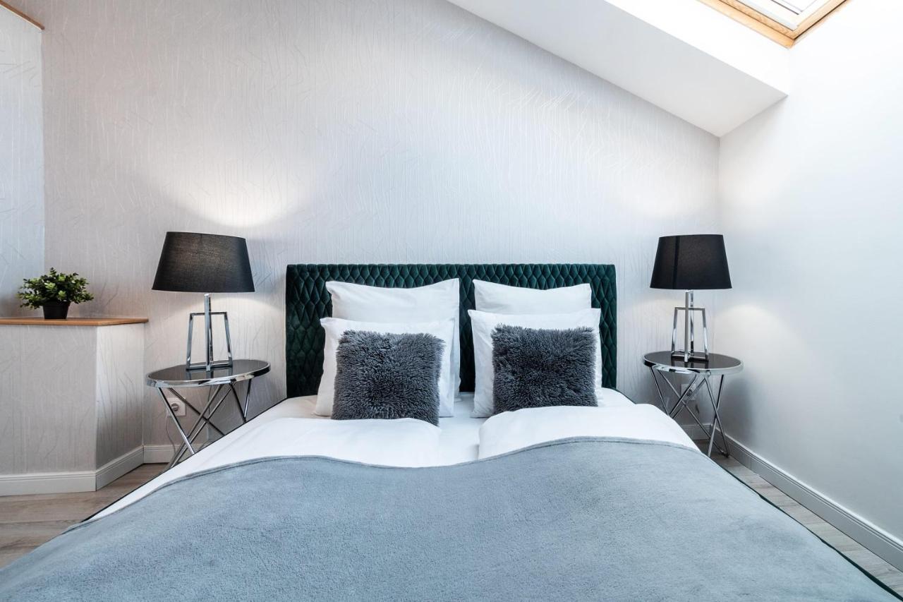 Quiet Very Central & Stylish Apt, Budapest